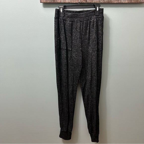 olivia rose Pants - Olivia Rose Medium Jogger Pants